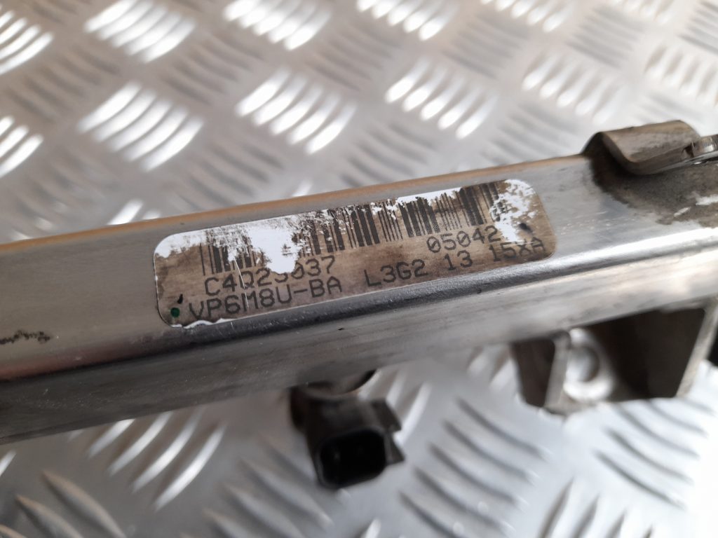 Degvielas sadales caurule priekš MAZDA 6 2008 4 Degvielas sadales caurule priekš MAZDA 6 2008