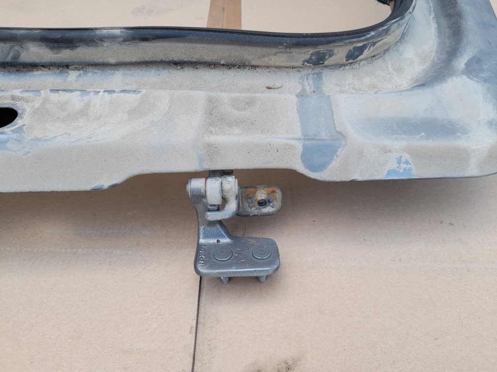 Bagāžnieka vāks priekš RANGE ROVER SPORT 2007 5 Bagāžnieka vāks priekš RANGE ROVER SPORT 2007