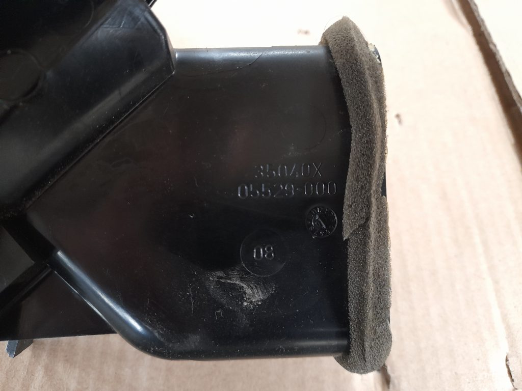 Mērinstrumentu paneļa gaisa vads, pa kreisi priekš RANGE ROVER SPORT 2007 2 Mērinstrumentu paneļa gaisa vads, pa kreisi priekš RANGE ROVER SPORT 2007