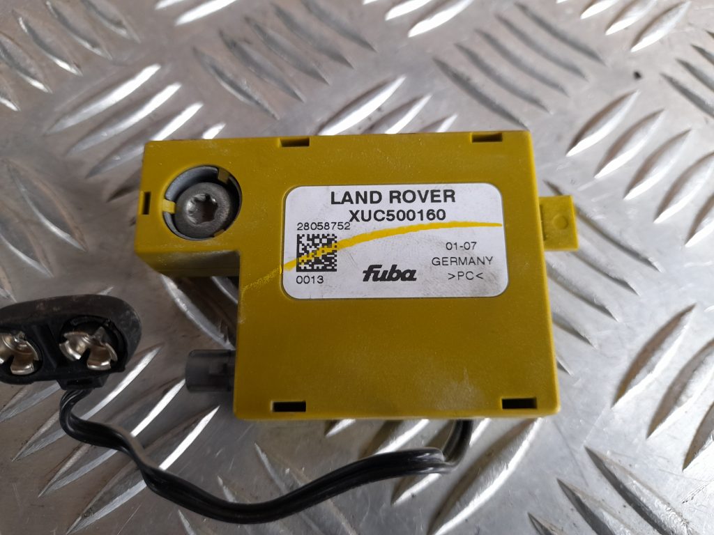 Antenas pastiprinātāja bloks priekš RANGE ROVER SPORT 2007 2 Antenas pastiprinātāja bloks priekš RANGE ROVER SPORT 2007