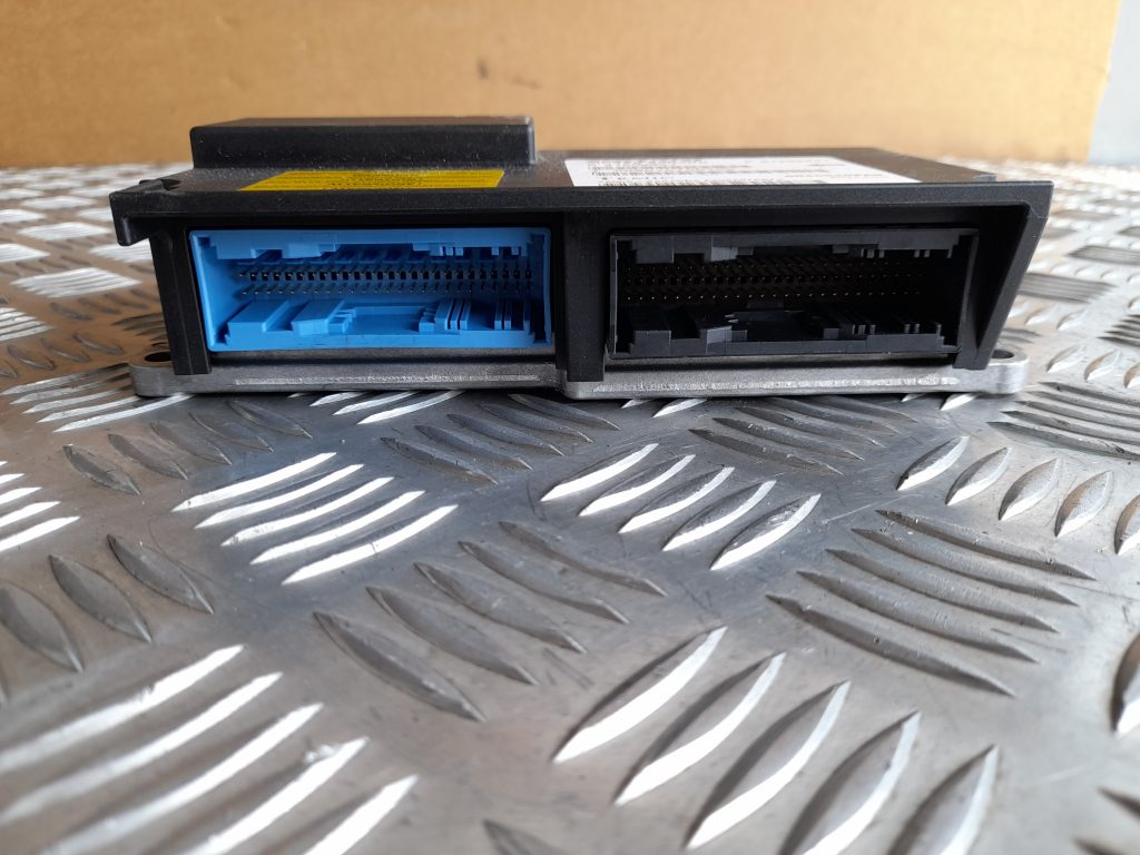 Drošības spilvena vadības bloks priekš VOLVO XC60 2009 2 Drošības spilvena vadības bloks priekš VOLVO XC60 2009