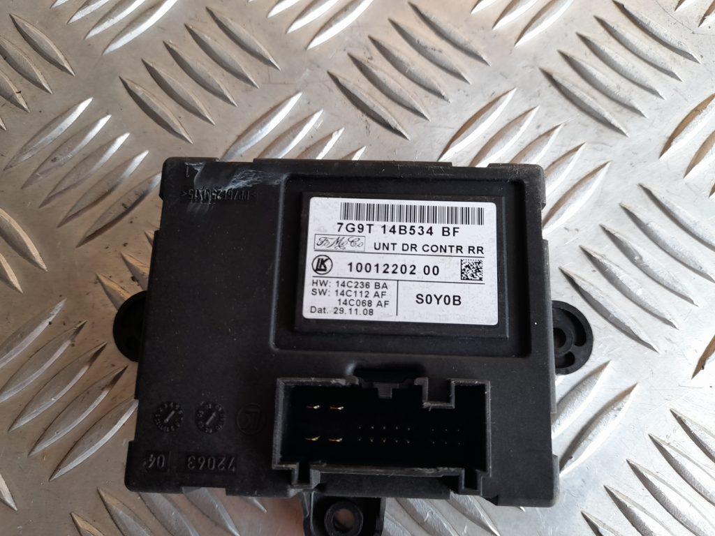 Aizmugurējo kreiso durvju vadības bloks priekš VOLVO XC60 2009 2 Aizmugurējo kreiso durvju vadības bloks priekš VOLVO XC60 2009