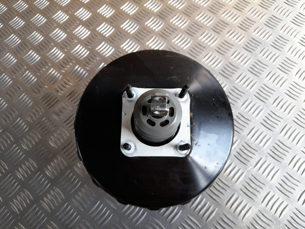 Vakuuma bremžu pastiprinātājs priekš VOLVO XC60 2009 2 Vakuuma bremžu pastiprinātājs priekš VOLVO XC60 2009