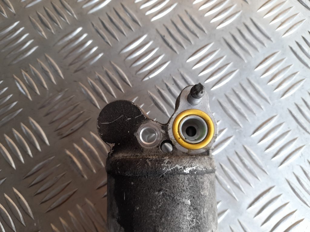 Gaisa kondicioniera sausinātājs priekš VOLVO XC60 2009 4 Gaisa kondicioniera sausinātājs priekš VOLVO XC60 2009