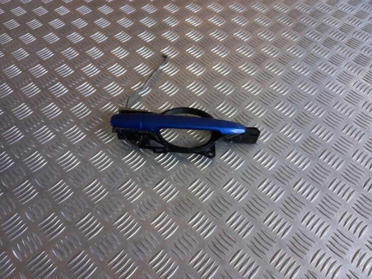 Priekšējāis labais durvju rokturis priekš MITSUBISHI LANCER 2009