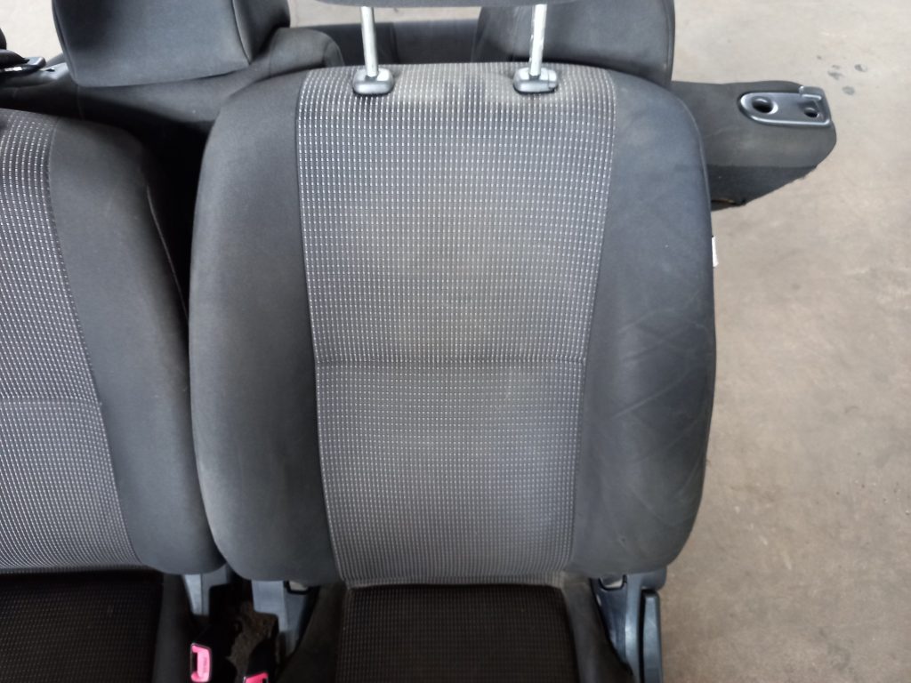 Sēdekļu komplekts priekš MITSUBISHI LANCER 2009 5 Sēdekļu komplekts priekš MITSUBISHI LANCER 2009