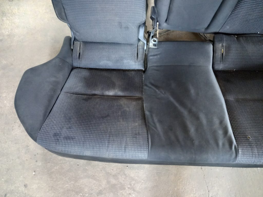 Sēdekļu komplekts priekš MITSUBISHI LANCER 2009 10 Sēdekļu komplekts priekš MITSUBISHI LANCER 2009