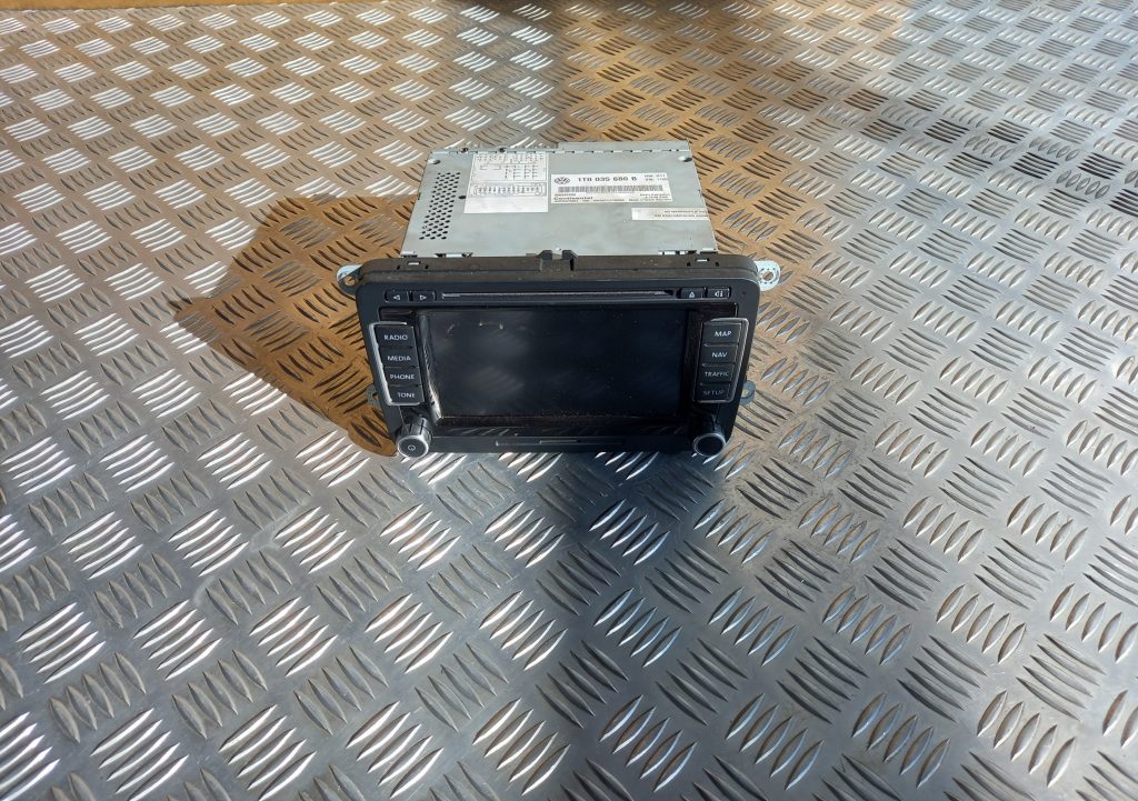 Displejs priekš VW PASSAT CC 2009 1 Displejs priekš VW PASSAT CC 2009