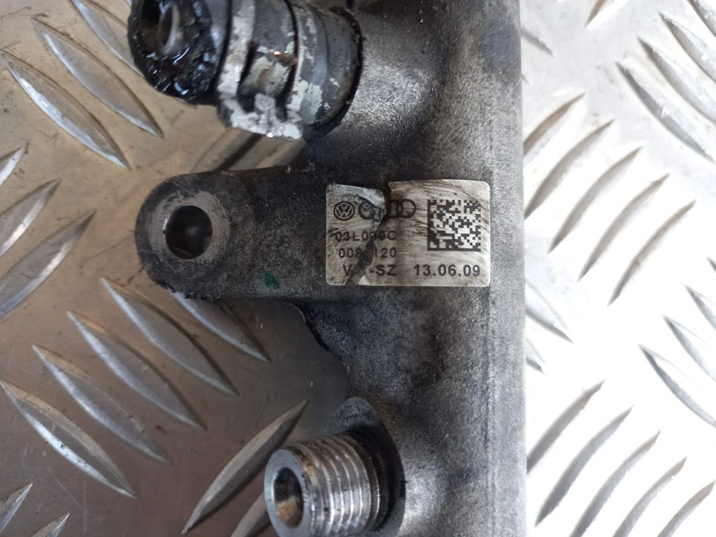 Degvielas sadales caurule priekš VW PASSAT CC 2009 3 Degvielas sadales caurule priekš VW PASSAT CC 2009