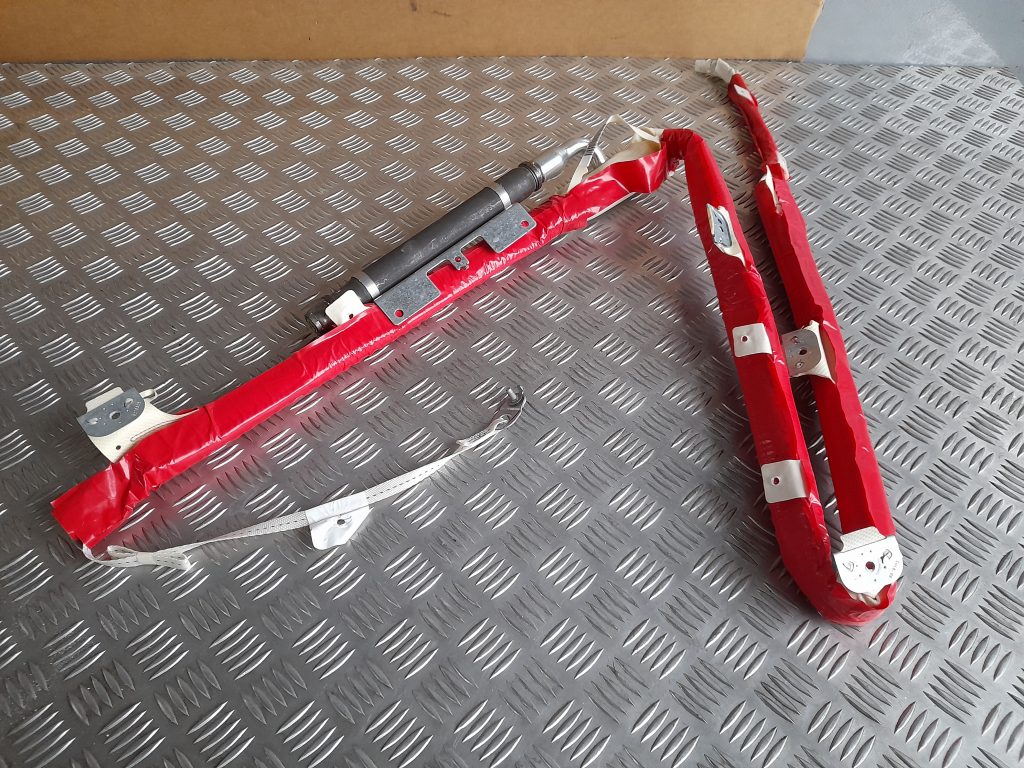 Griestu drošības spilvens, pa labi priekš DODGE JOURNEY 2008 1 Griestu drošības spilvens, pa labi priekš DODGE JOURNEY 2008