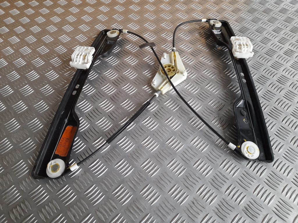 Stikla pacelšanas mehānisms priekšējais kreisais priekš DODGE JOURNEY 2008 1 Stikla pacelšanas mehānisms priekšējais kreisais priekš DODGE JOURNEY 2008