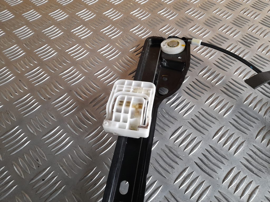 Stikla pacelšanas mehānisms priekšējais kreisais priekš DODGE JOURNEY 2008 2 Stikla pacelšanas mehānisms priekšējais kreisais priekš DODGE JOURNEY 2008