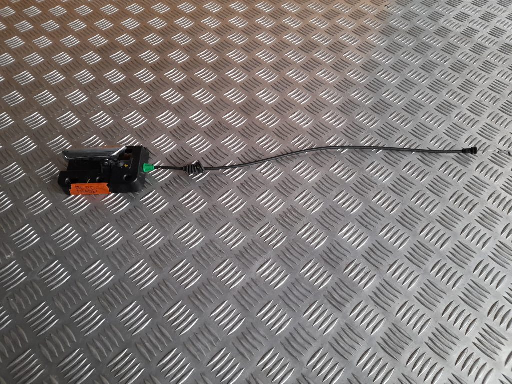 Salona durvju rokturis, priekšējais labais priekš DODGE JOURNEY 2008 1 Salona durvju rokturis, priekšējais labais priekš DODGE JOURNEY 2008