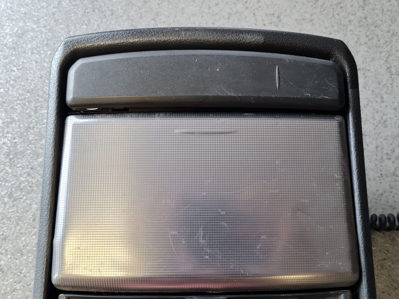 Krūzes turētājs priekš VOLVO XC90 2004 6 Krūzes turētājs priekš VOLVO XC90 2004