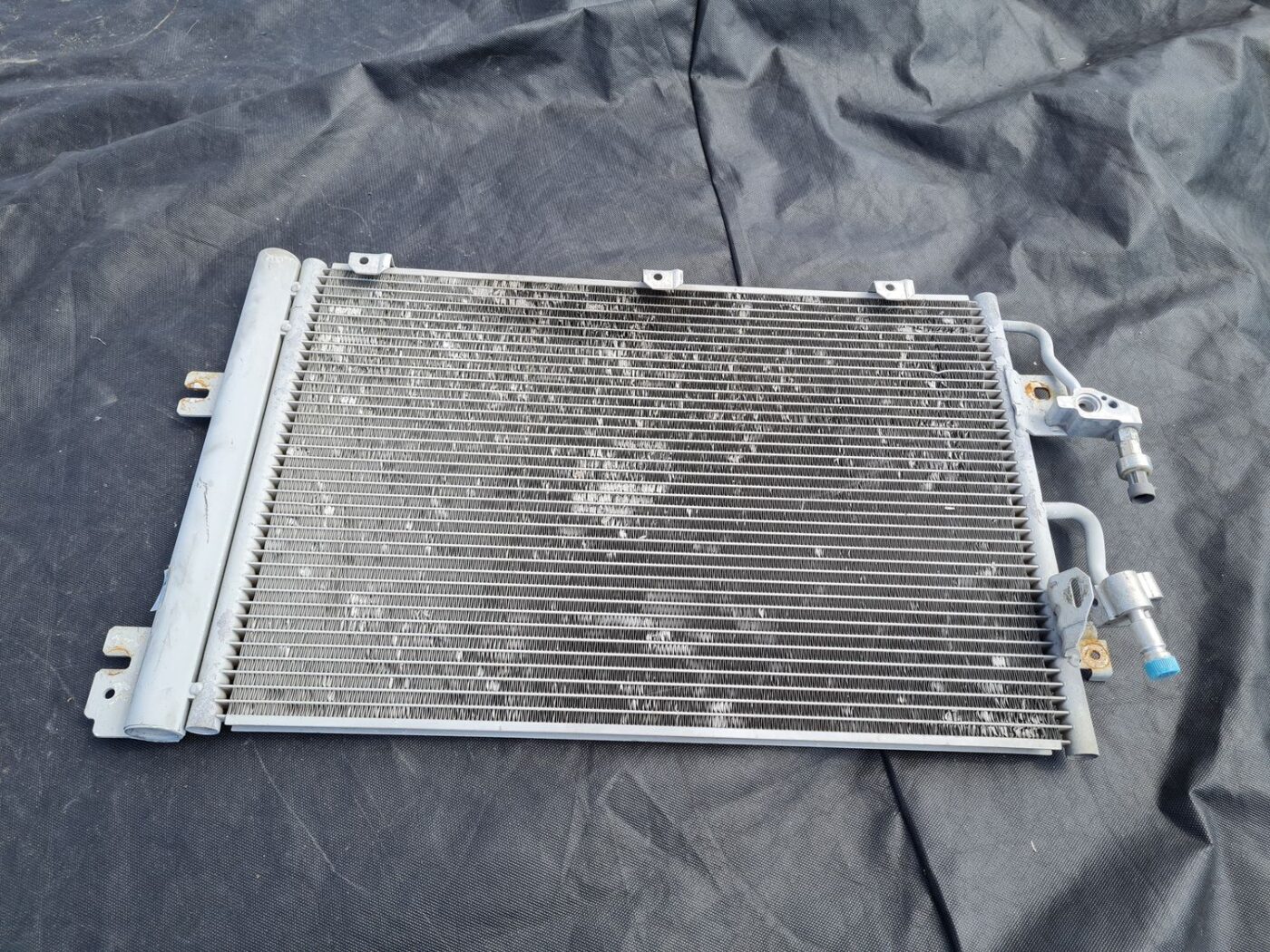 Gaisa kondicioniera radiators priekš OPEL ASTRA H 2005 GREEN 1 Gaisa kondicioniera radiators priekš OPEL ASTRA H 2005 GREEN