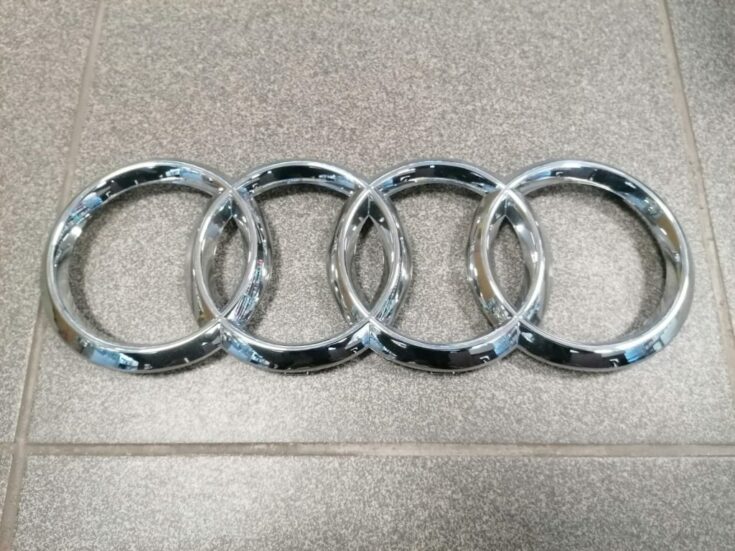 Logotips/Emblema priekš Audi 4G0853605 1
