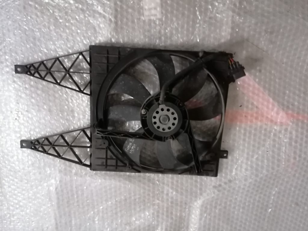 Dzesēšanas radiatora ventilators priekš VW POLO 2008 1 Dzesēšanas radiatora ventilators priekš VW POLO 2008
