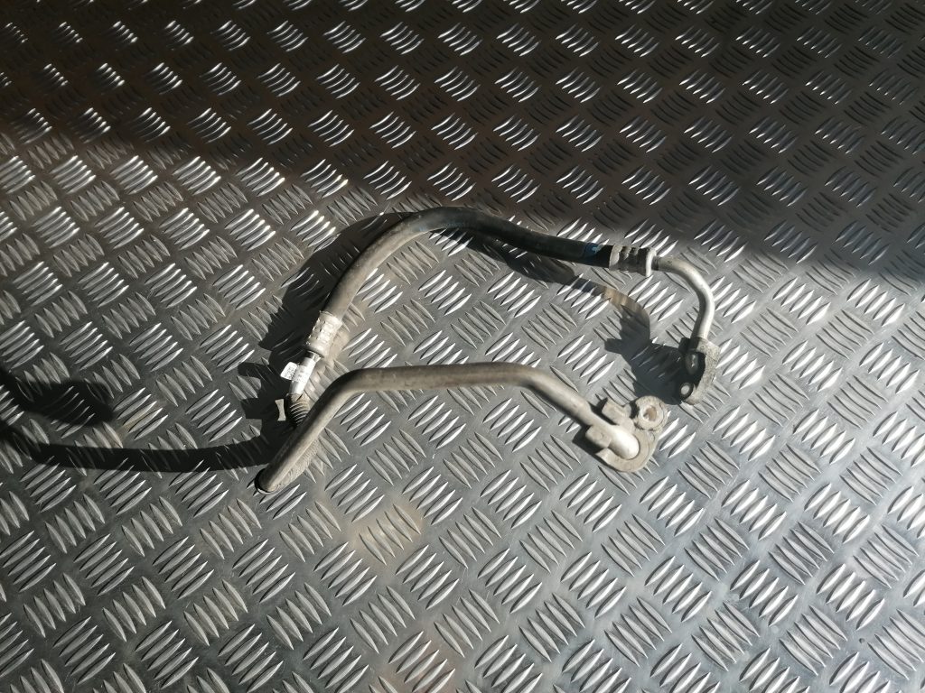 Gaisa kondicioniera caurule priekš TOYOTA AVENSIS 2012 1 Gaisa kondicioniera caurule priekš TOYOTA AVENSIS 2012