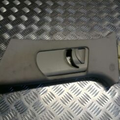 Vidējas salona statnes apdare priekš AUDI A4 2007