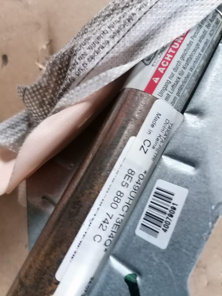 Griestu drošības spilvens, pa labi priekš AUDI A4 2007 2 Griestu drošības spilvens, pa labi priekš AUDI A4 2007