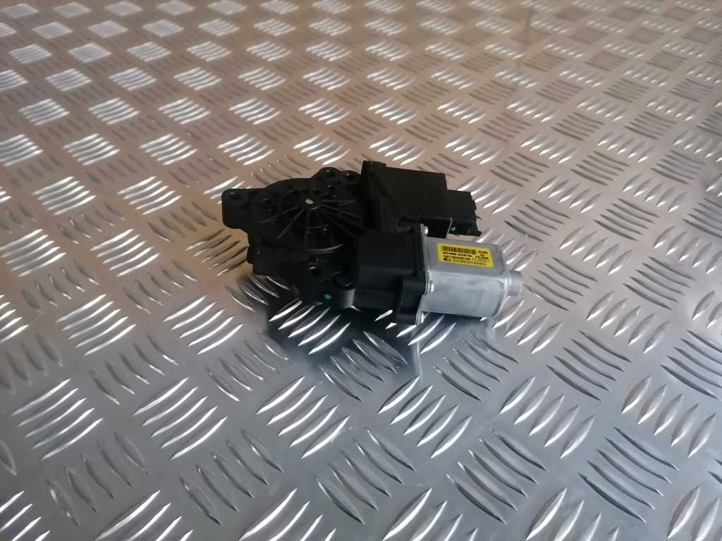 Elektrisko stiklu motors priekš KIA CEED 2013 1 Elektrisko stiklu motors priekš KIA CEED 2013