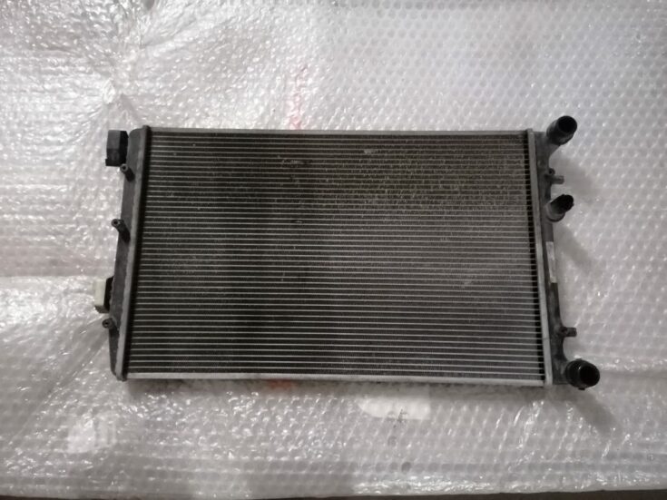 Dzesēšanas radiators priekš ŠKODA FABIA 2008 1