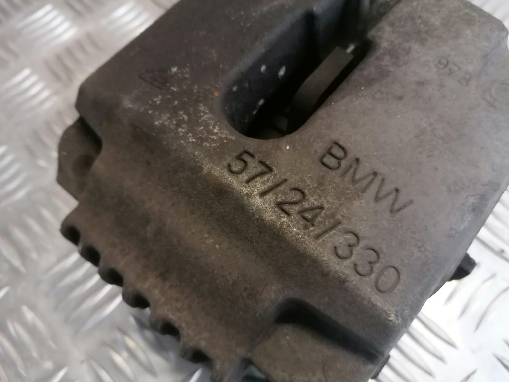 Priekšējais kreisais suports priekš BMW 330D E91 2008 TOURING 2 Priekšējais kreisais suports priekš BMW 330D E91 2008 TOURING