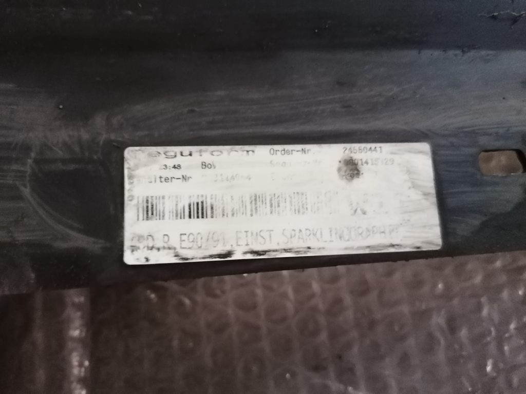 Ārēja sliekšņa uzlika priekš BMW 330D E91 2008 TOURING 2 Ārēja sliekšņa uzlika priekš BMW 330D E91 2008 TOURING