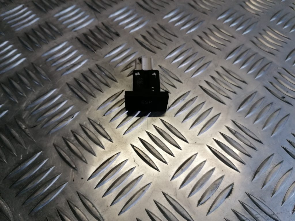 ESP poga priekš VW TOURAN 2005 1 ESP poga priekš VW TOURAN 2005