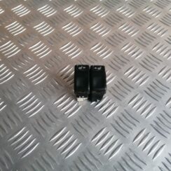 Sēdekļa apsildes ieslēgšanas poga priekš VOLVO 850 1995