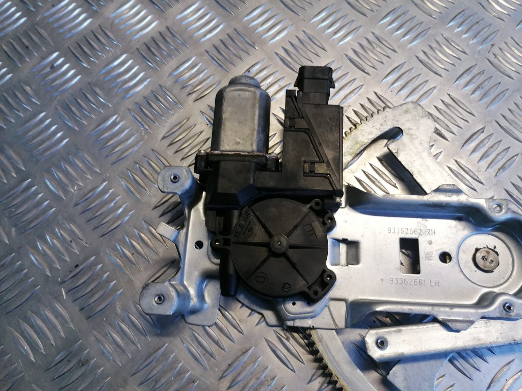 Stikla pacelšanas mehānisms priekšējais labais priekš OPEL MERIVA 2005 2 Stikla pacelšanas mehānisms priekšējais labais priekš OPEL MERIVA 2005