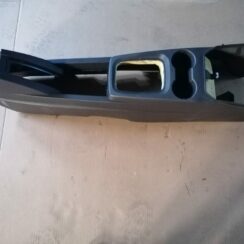 Centrālās konsoles apdares lielākā daļa priekš OPEL MERIVA 2005