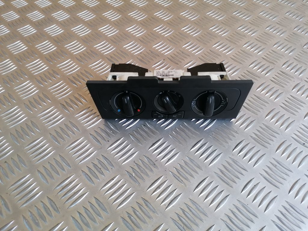 Klimata kontroles bloks priekš VW POLO 2011 1 Klimata kontroles bloks priekš VW POLO 2011