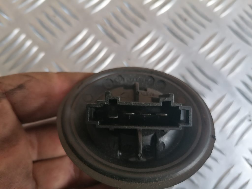 Salona ventilatora rezistors priekš VW POLO 2011 3 Salona ventilatora rezistors priekš VW POLO 2011