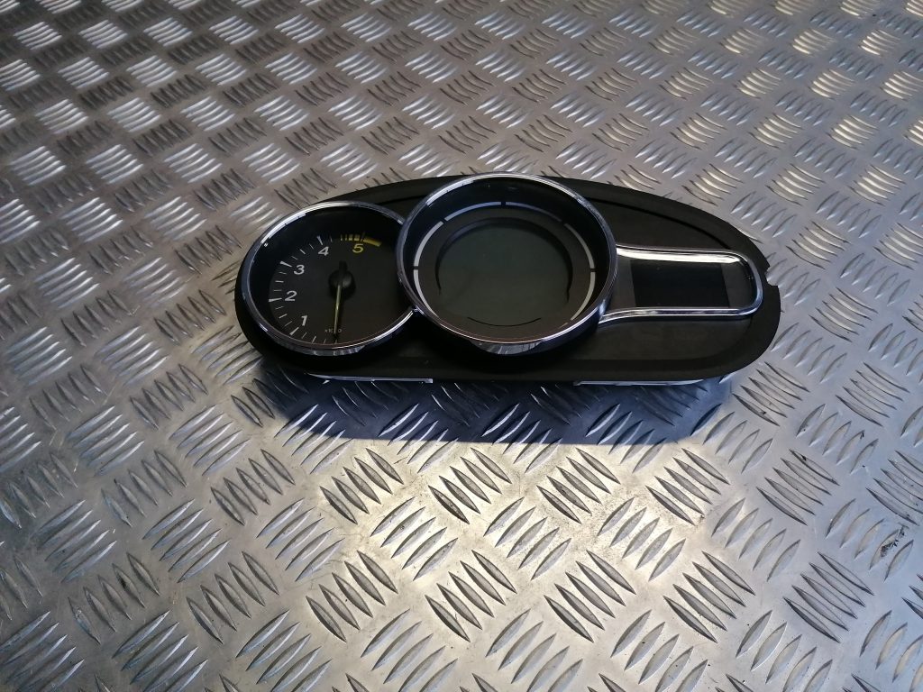 Spidometrs priekš RENAULT MEGANE 2011 1 Spidometrs priekš RENAULT MEGANE 2011