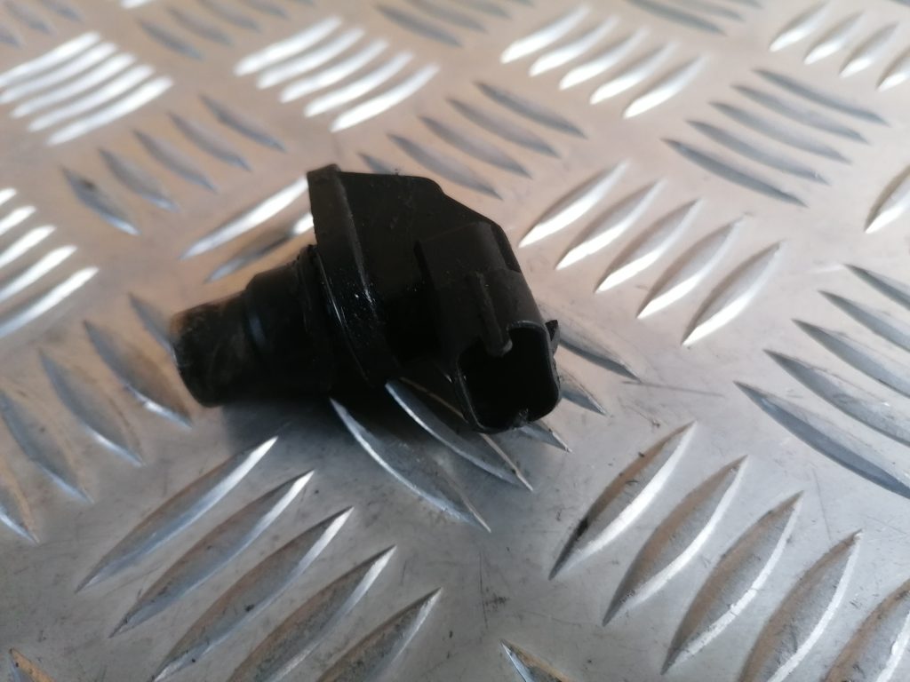 Sadales vārpstas devējs priekš CHRYSLER GRAND VOYAGER 2004 2 Sadales vārpstas devējs priekš CHRYSLER GRAND VOYAGER 2004