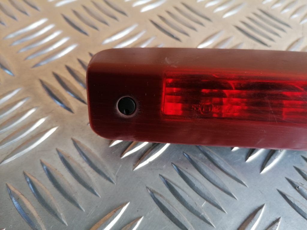 Stop signāls priekš OPEL ASTRA H 2006 3 Stop signāls priekš OPEL ASTRA H 2006