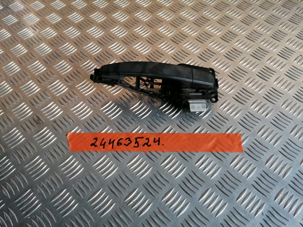 Priekšējāis labais durvju rokturis priekš OPEL ASTRA H 2006 1 Priekšējāis labais durvju rokturis priekš OPEL ASTRA H 2006