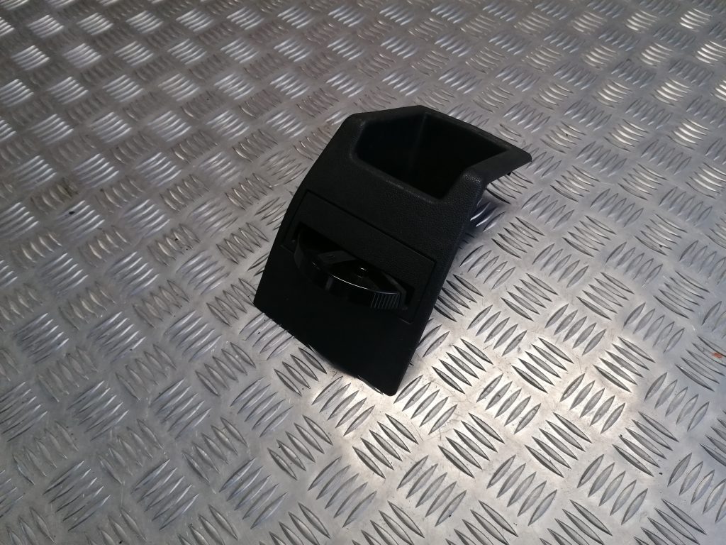 Pelnu trauks priekš OPEL ASTRA H 2006 1 Pelnu trauks priekš OPEL ASTRA H 2006