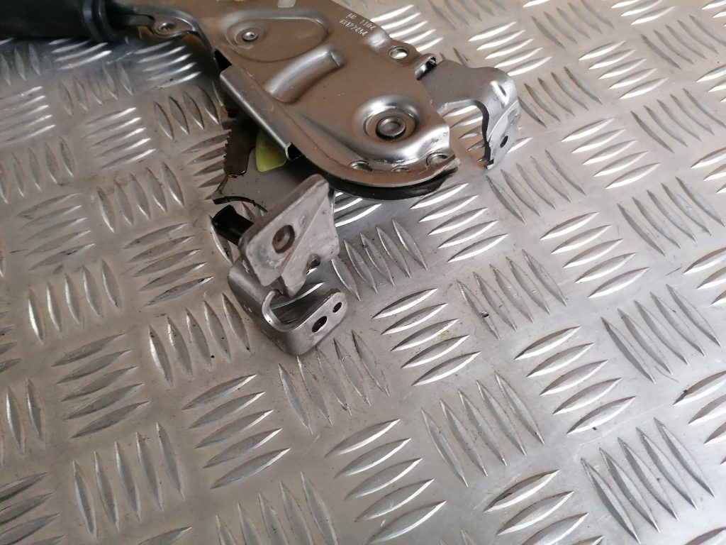 Stāvbremzes svira priekš OPEL ASTRA H 2006 2 Stāvbremzes svira priekš OPEL ASTRA H 2006