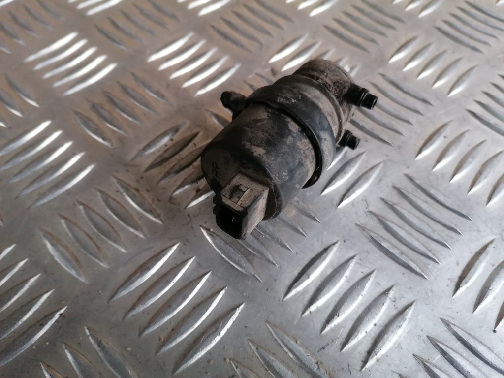 Solenoīda vakuuma vārsts priekš TOYOTA COROLLA VERSO 2005 2 Solenoīda vakuuma vārsts priekš TOYOTA COROLLA VERSO 2005