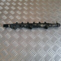 Degvielas sadales caurule priekš VOLVO V70 2004