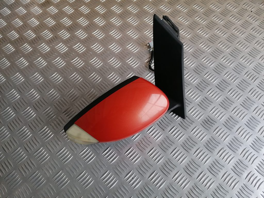 Ārējais spogulis, pa labi priekš FORD C-MAX 2011 1 Ārējais spogulis, pa labi priekš FORD C-MAX 2011