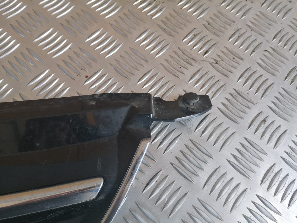 Bufera reste priekš FORD C-MAX 2011 5 Bufera reste priekš FORD C-MAX 2011