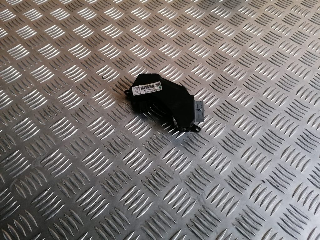 Salona ventilatora rezistors priekš SAAB 9-3 2002 1 Salona ventilatora rezistors priekš SAAB 9-3 2002