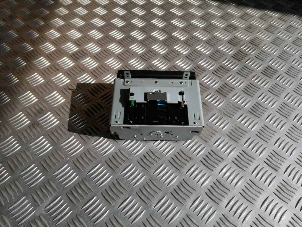 Displejs priekš VOLVO S80 2007 GREY 4 Displejs priekš VOLVO S80 2007 GREY