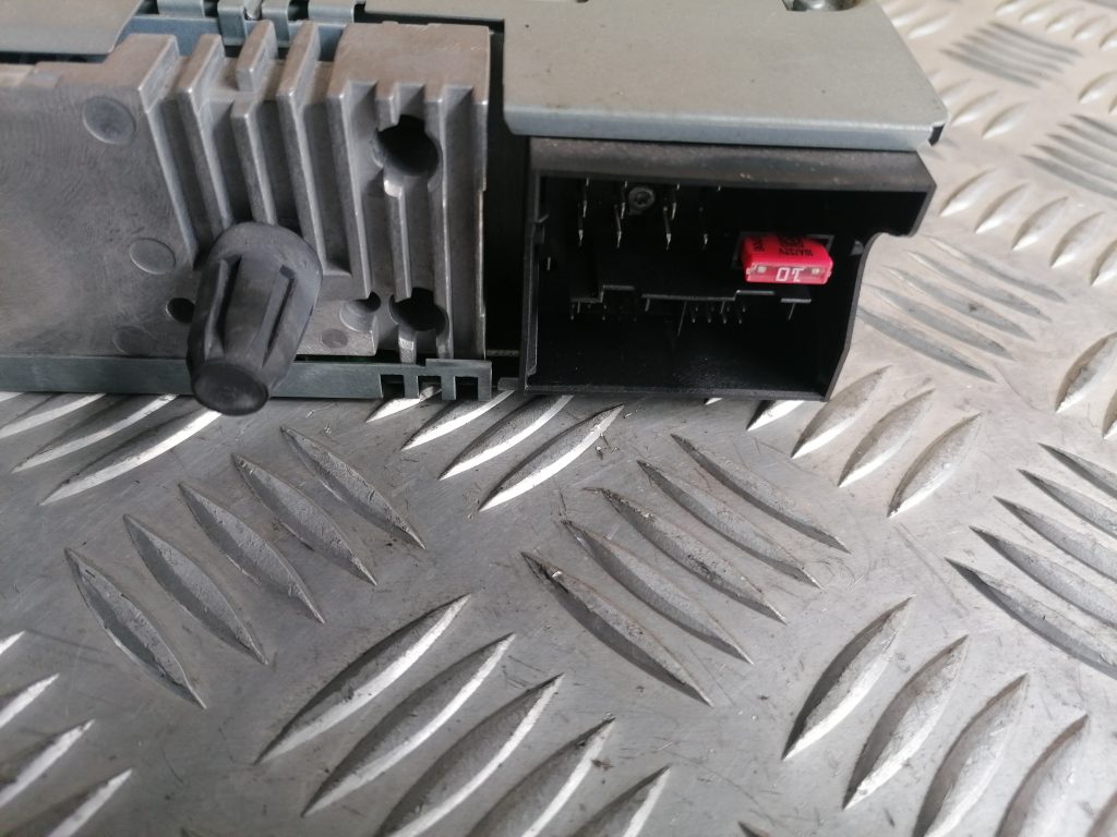 CD/DVD/Navigācijas bloks priekš CITROEN C4 2006 4 CD/DVD/Navigācijas bloks priekš CITROEN C4 2006