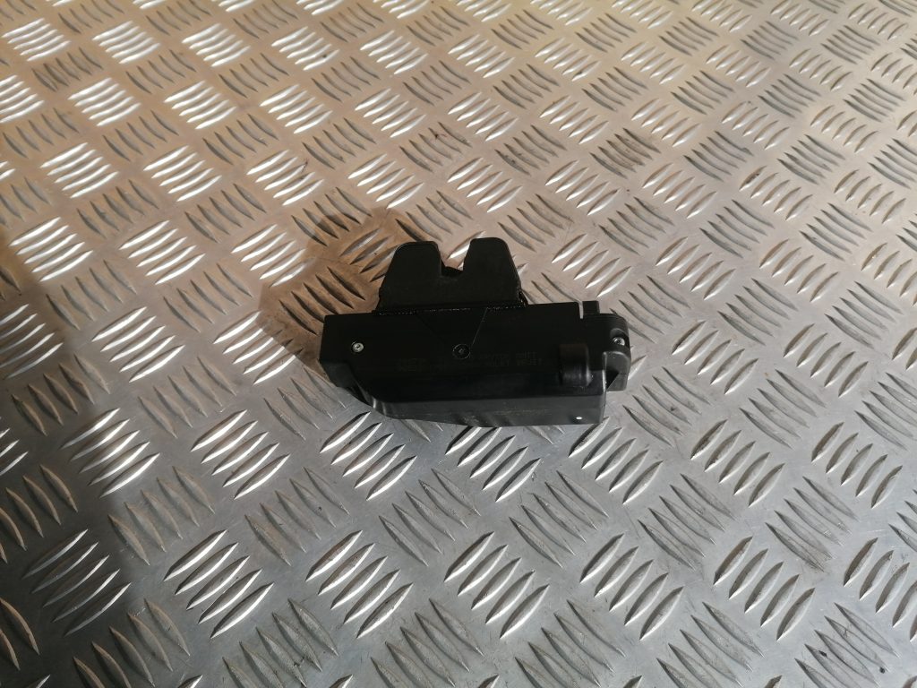 Bagāžnieka vāka slēdzene priekš CITROEN C4 2006 1 Bagāžnieka vāka slēdzene priekš CITROEN C4 2006