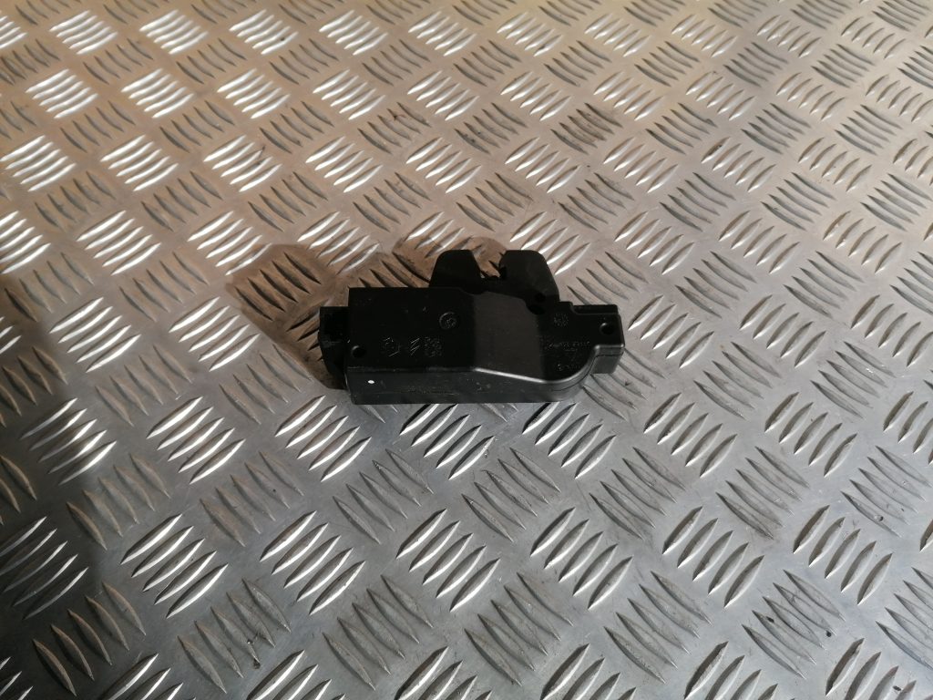 Bagāžnieka vāka slēdzene priekš CITROEN C4 2006 2 Bagāžnieka vāka slēdzene priekš CITROEN C4 2006
