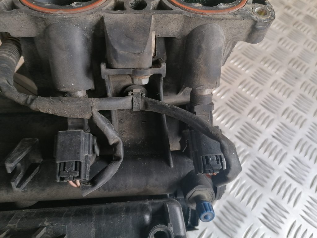 Ieplūdes kolektors priekš CITROEN C4 2006 3 Ieplūdes kolektors priekš CITROEN C4 2006